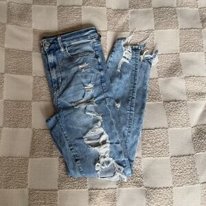 American Eagle Outfitters Next Level High-Waisted Ripped Jeggings – Light Wash